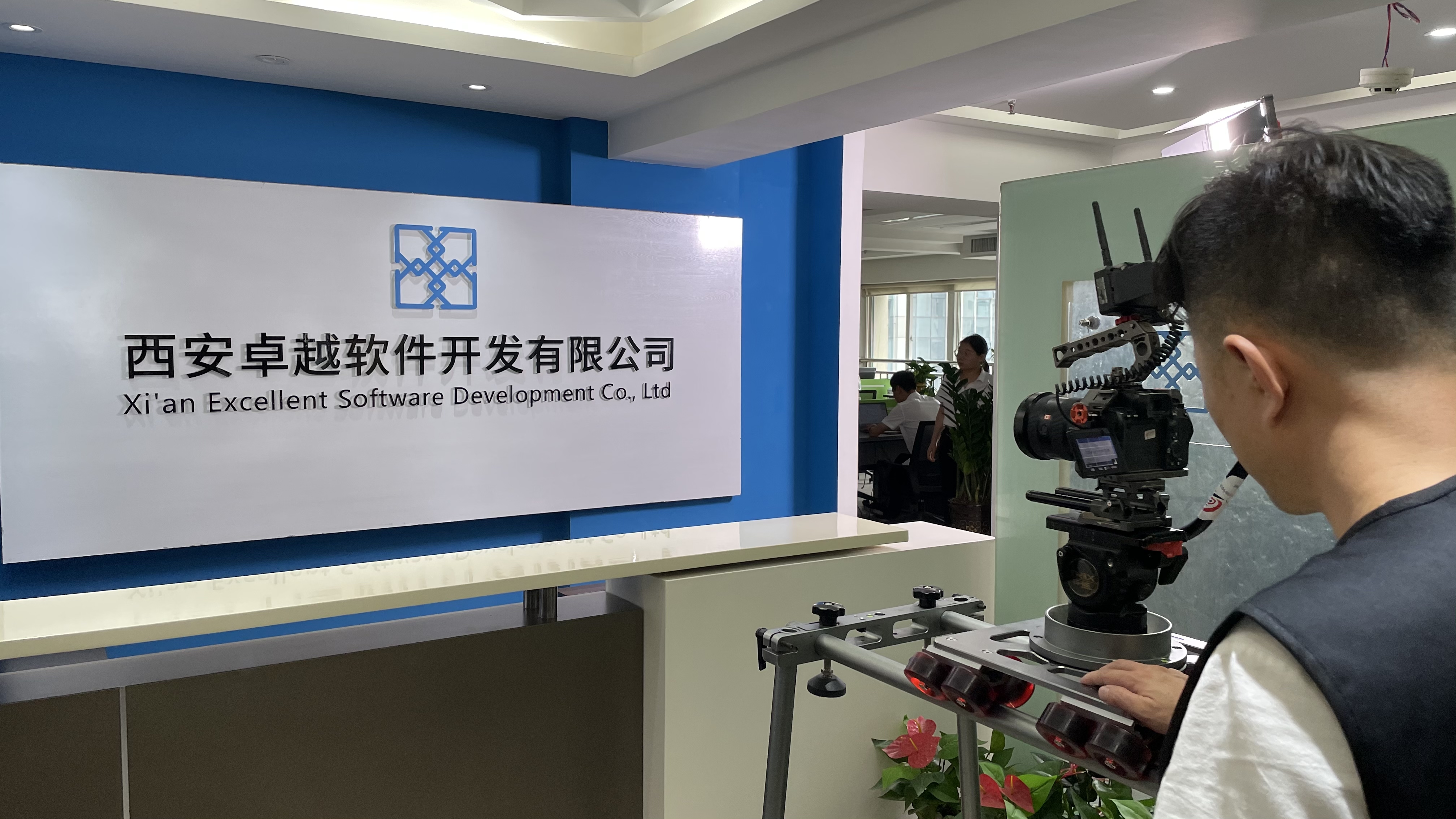 卓越软件客户端卓越游戏下载官网-第2张图片-太平洋在线下载